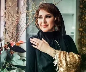 کیک تولد کونایی فاطمه گودرزی؛ "تولد مبارک ذلیل شده"