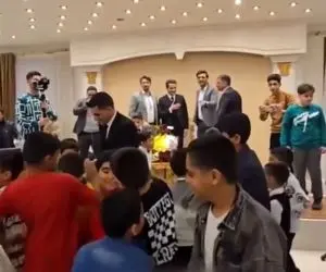 آواز شاد؛ رقص بچها تو عروسی معلشون که مجلسو گرفتن دست دیسکو راه انداختن دهه نودیای شر