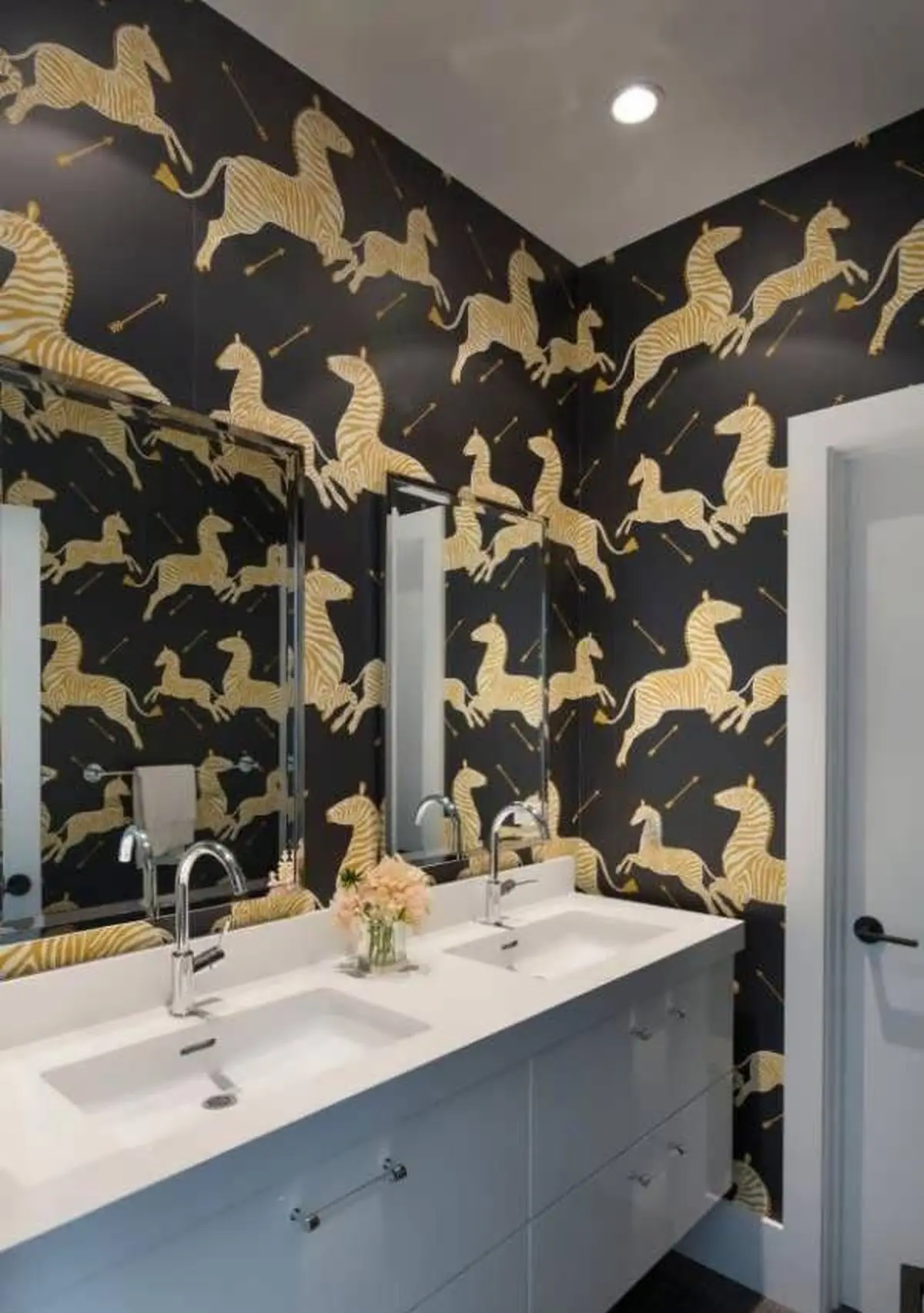 wallpaper-for-bathroom-and-toilet-29
