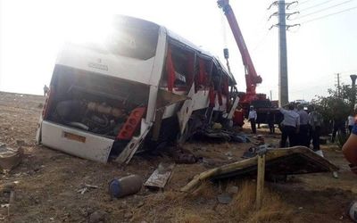 واژگونی مرگبار اتوبوس خبرنگاران اعزامی به دریاچه ارومیه