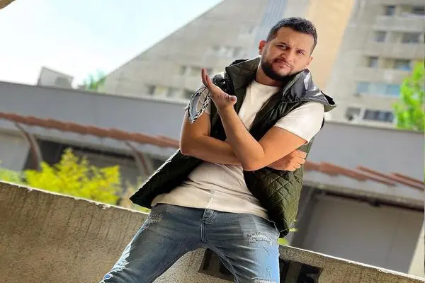 سیاوش خیرابی بازیگر سینما و تلویزیون