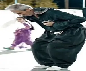 آواز اصیل؛ رقص هە ڵپە رکێی پدری برای لبخند دختر معلولش که دلت رو ریش میکنه