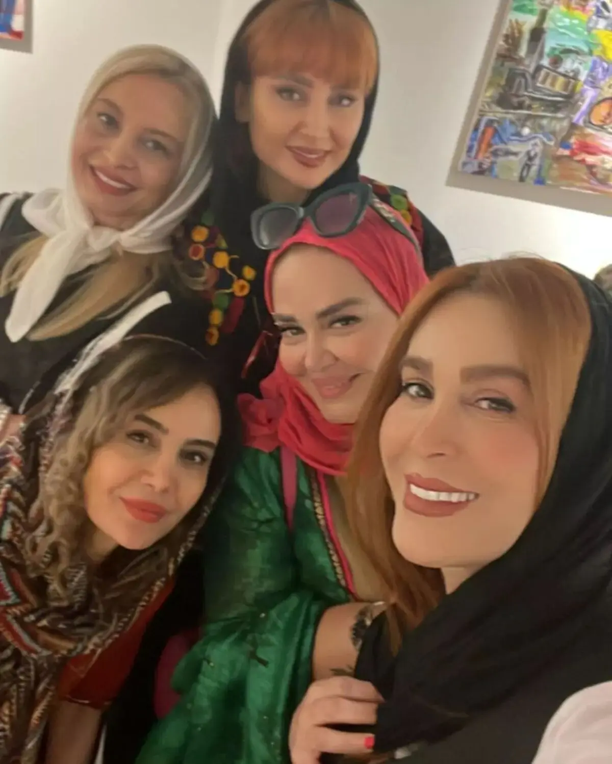 ladyrain.baharehrahnama_292029435_396919172468124_6054228448419293049_n