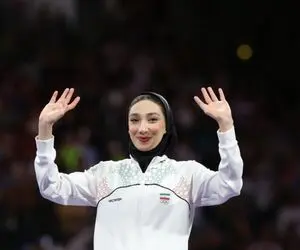 (عکس) کری‌خوانی مبینا نعمت زاده برای ناهید کیانی به سبک امیر قلعه نویی