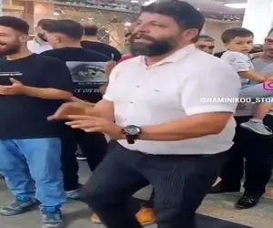 آواز شاد؛ قیافه ی مرد رو دیدنی میگی حرف بزنه میگرخه آدم ولی رقصش خبر از دل نازکش میده