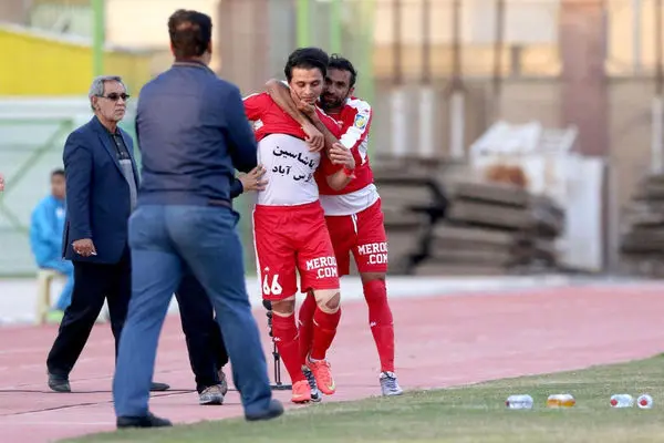 اکبر ایمانی