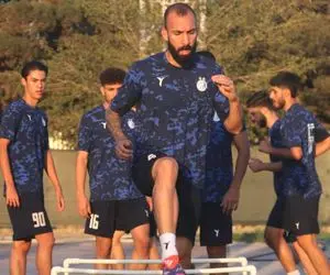 غیبت کاپیتان استقلال در بازی با پاختاکور قطعی شد