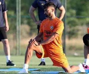 رقابت جذاب ستاره های استقلال و پرسپولیس با محبوب کی روش!