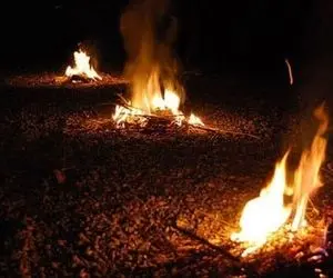 چهارشنبه سوری امسال (۱۴۰۲) چه روزی است؛ 23 یا 29 اسفند؟