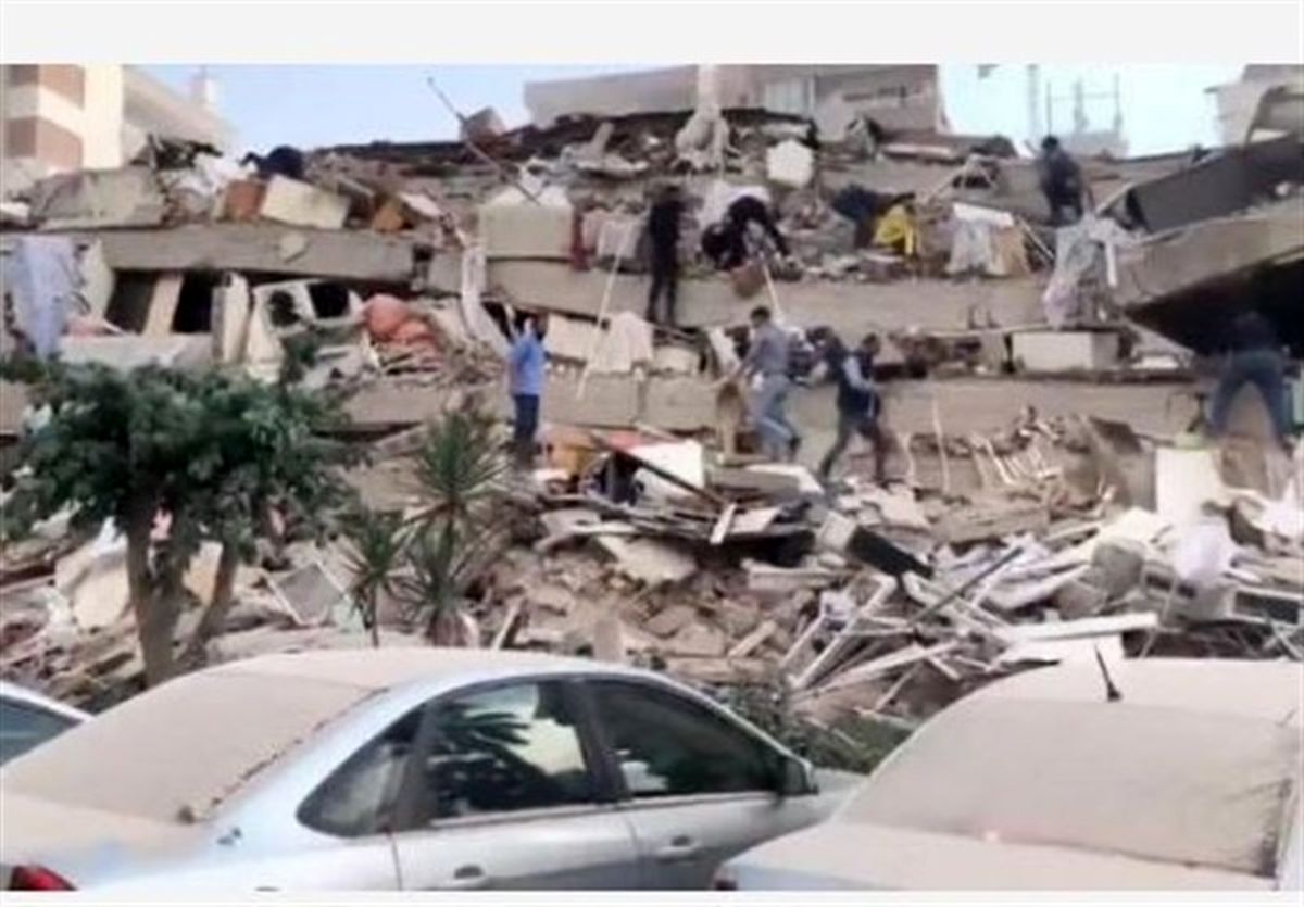 زمین لرزه در ازمیر ترکیه ۶.۶ ریشتری؛ ۴ کشته و ۱۵۲ زخمی+ عکس