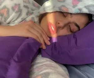 عکس ریحانه پارسا در تخت خواب حاشیه ساز شد! + عکس