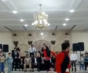 آواز شاد؛ هماهنگی حرکات موزون فقط اینا بقیه اداشونو درمیارن؛ عروسی اینطوری لایک داره