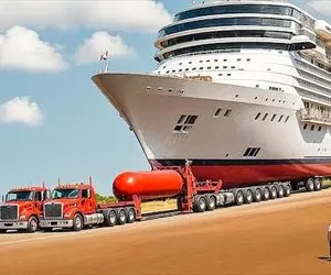 جابه جایی های غول پیکر؛ از کشتی اقیانوس پیما تا بیل گنده معدن رو پشت تریلی حمل کردن