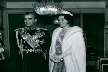 سفر به ایام قدیم؛ بریز و بپاش 7 شبانه روزی شاه مخلوع به پای فرح وقتی مردم در فقر بودن