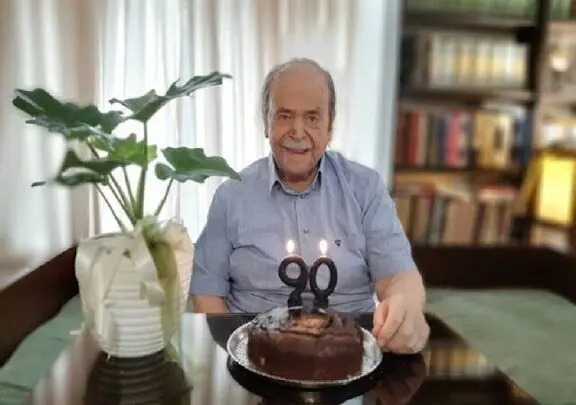 رقص و آواز بازیگران معروف در حضور محمد علی کشاورز