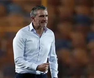 سرمربی سپاهان از فرانسه می آید!