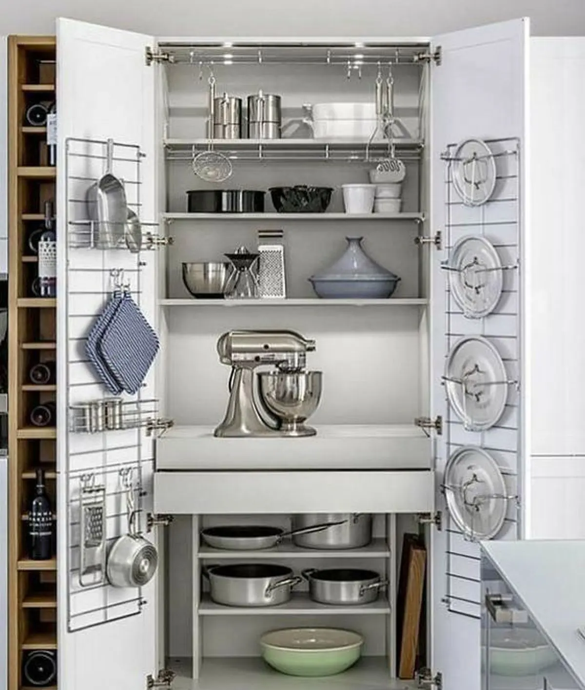 small-kitchen-cabinet-6