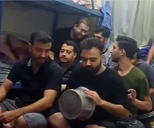 آواز شادیسم؛ پسرای گنده تو ماشینیم ولی شاد و غزل خون میرویم میخونن