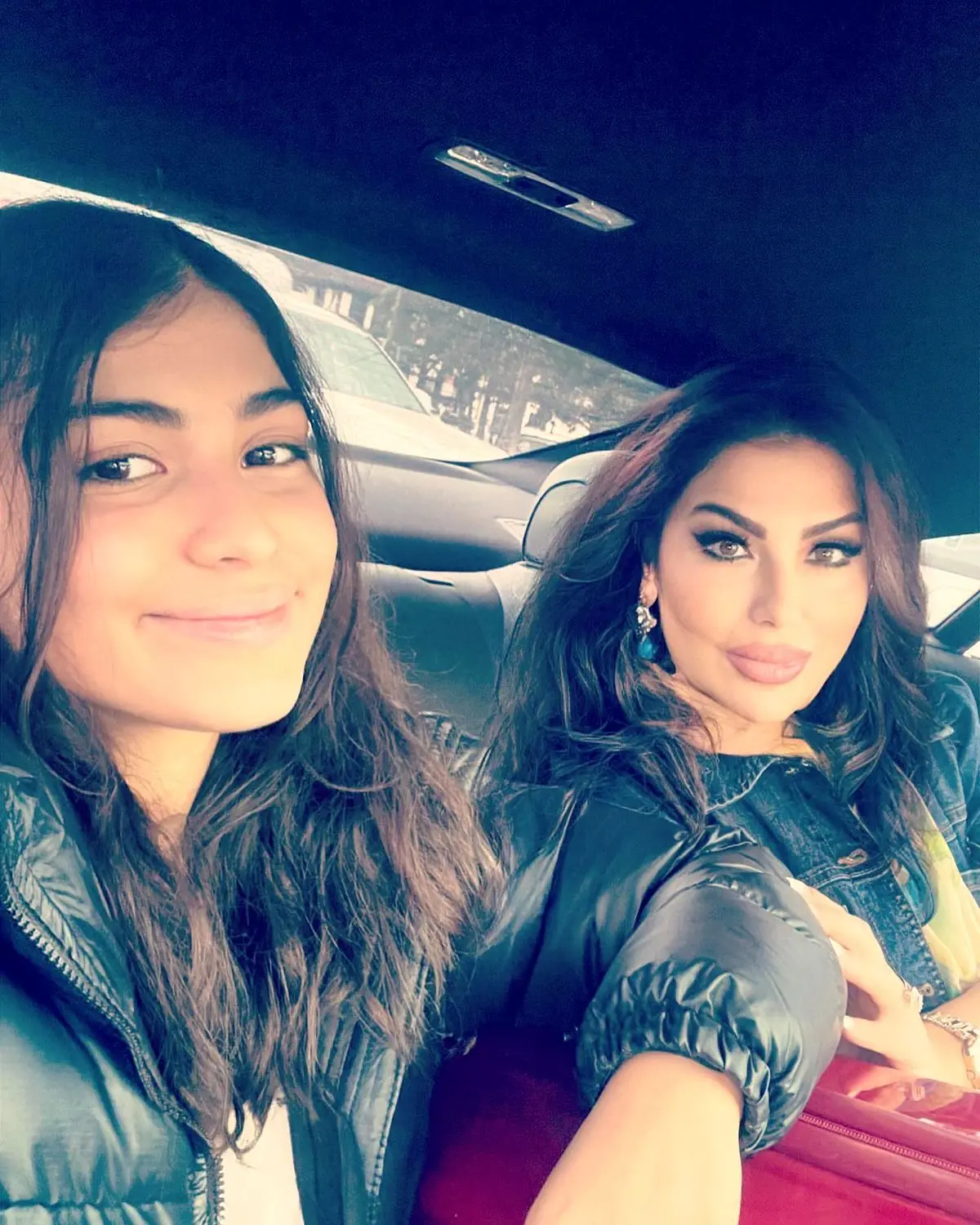 maysa_khanpour_1696197925_3204262899767995261_400879436