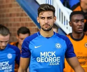 پرسپولیس رایان تفضیلی را نخواست استقلال مشتری اش شد!