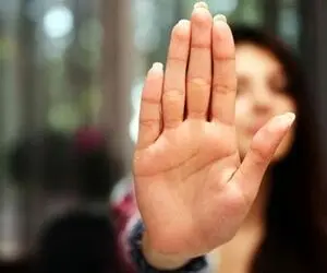 اخاذی با عکس دختران دستگیری جوان 23 ساله + عکس
