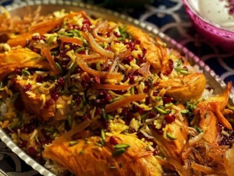 طرز تهیه شیرین پلو؛ غذایی با ظاهر مجلل و اشتها برانگیز