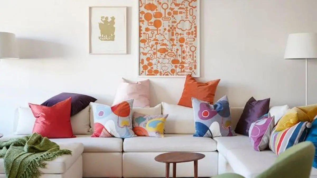 cushions4
