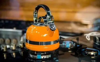 ترفندهای خانگی؛ نیم ساعته از شر رسوب کتری و سماور خلاص شو