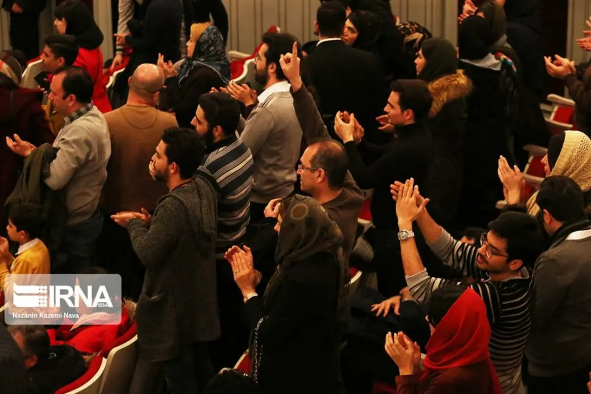 (تصاویر) جنجال منوچهر صهبایی در ارکستر سمفونیک تهران؛ شهرداد روحانی فرار کرد!