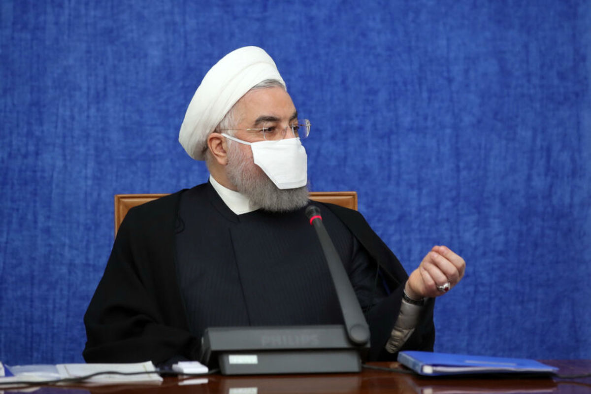 ماسک عجیب روحانی در جلسه هیئت دولت جنجالی شد! + تصاویر