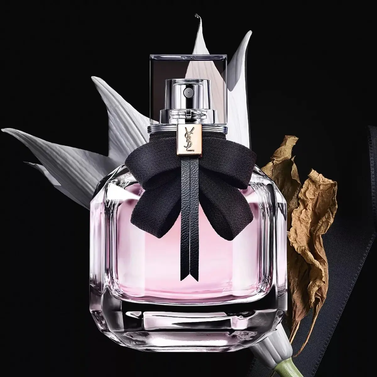 چه عطرهایی مناسب فصل بهارند؟
