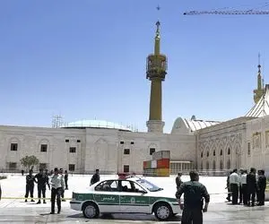 آواز جگرسوز؛ امین بانی تو حرم با آهنگ آمده ام ای شاه پناهم بده ملتو خون به جیگر کرد