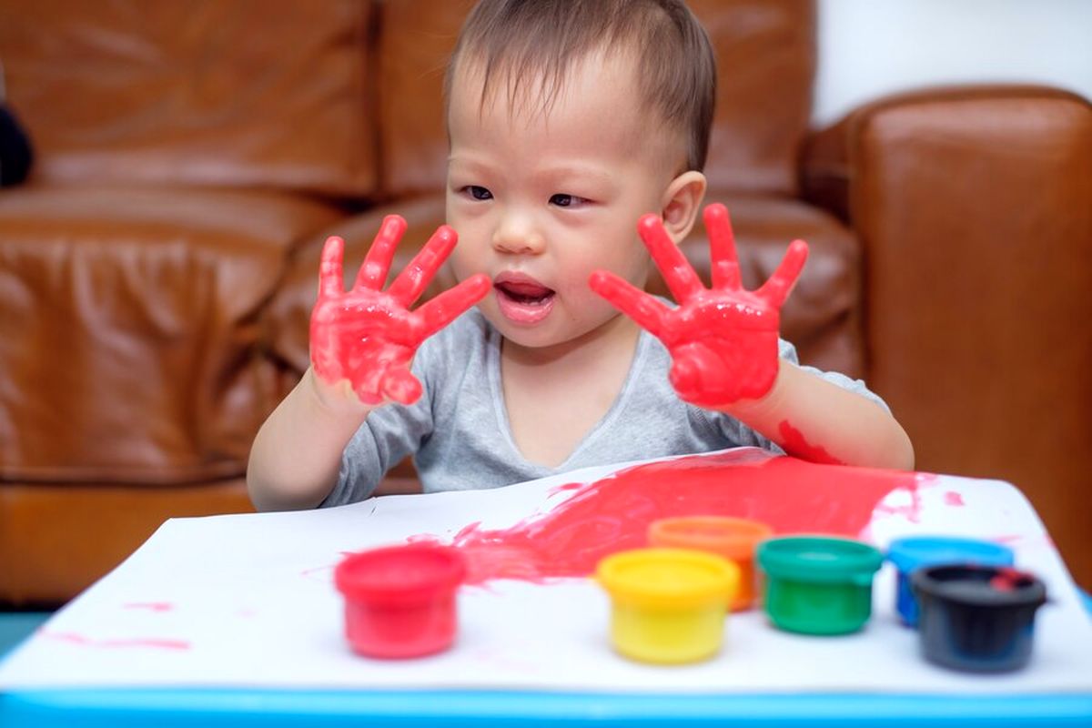 cute-funny-little-asian-18-months-1-year-old-toddler-baby-boy-child-finger-painting-with-hands-watercolors-kid-painting-home-creative-play-toddlers-montessori-education-concept_83369-60