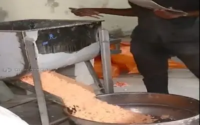 کارخانه های کثیف؛ تو شرایطی صابون میسازن که آدم حتی دیدنی کهیر میزنه چه برسه استفاده