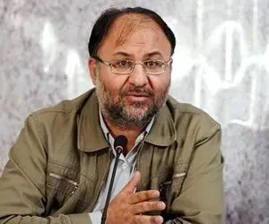 محمدصادق کوشکی: چرا انقدر به آرمیتا می پردازید؟!