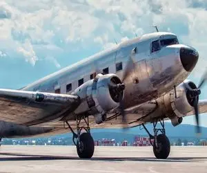 سفر به ایام قدیم سال 1349؛ «زینت خانم» با چادر گل گلی برنده هواپیمای شخصی