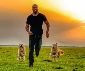 (ویدئو) + لحظه چپ شدن ماشین ارشا اقدسی و حادثه دیدن او در لبنان