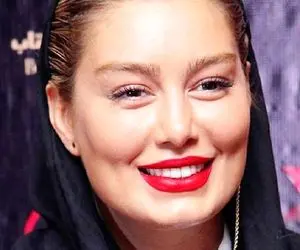 رونمایی سحر قریشی از چهره جدید و عملی اش با لباس یقه باز! +عکس