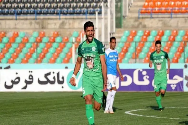 حمید بوحمدان هافبک تراکتور