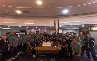 کیک خامه‌ای برای تارتار! جشن صمیمانه گل‌گهر پیش از دیدار با خیبر + عکس