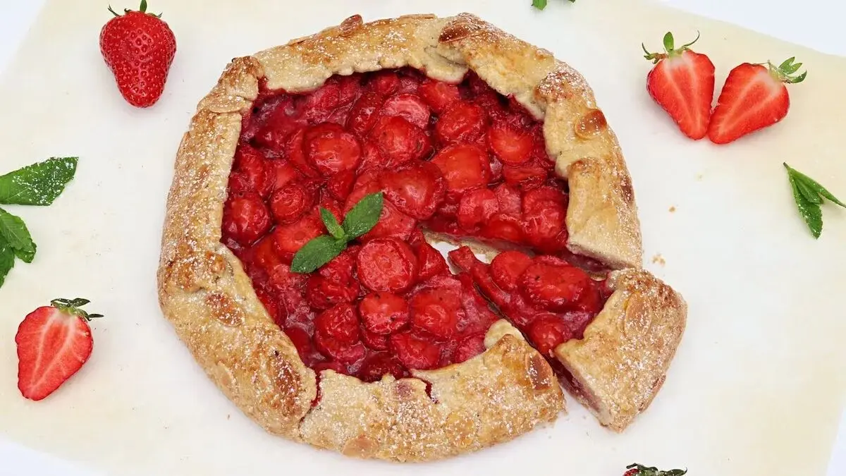 Strawberry-galette-5