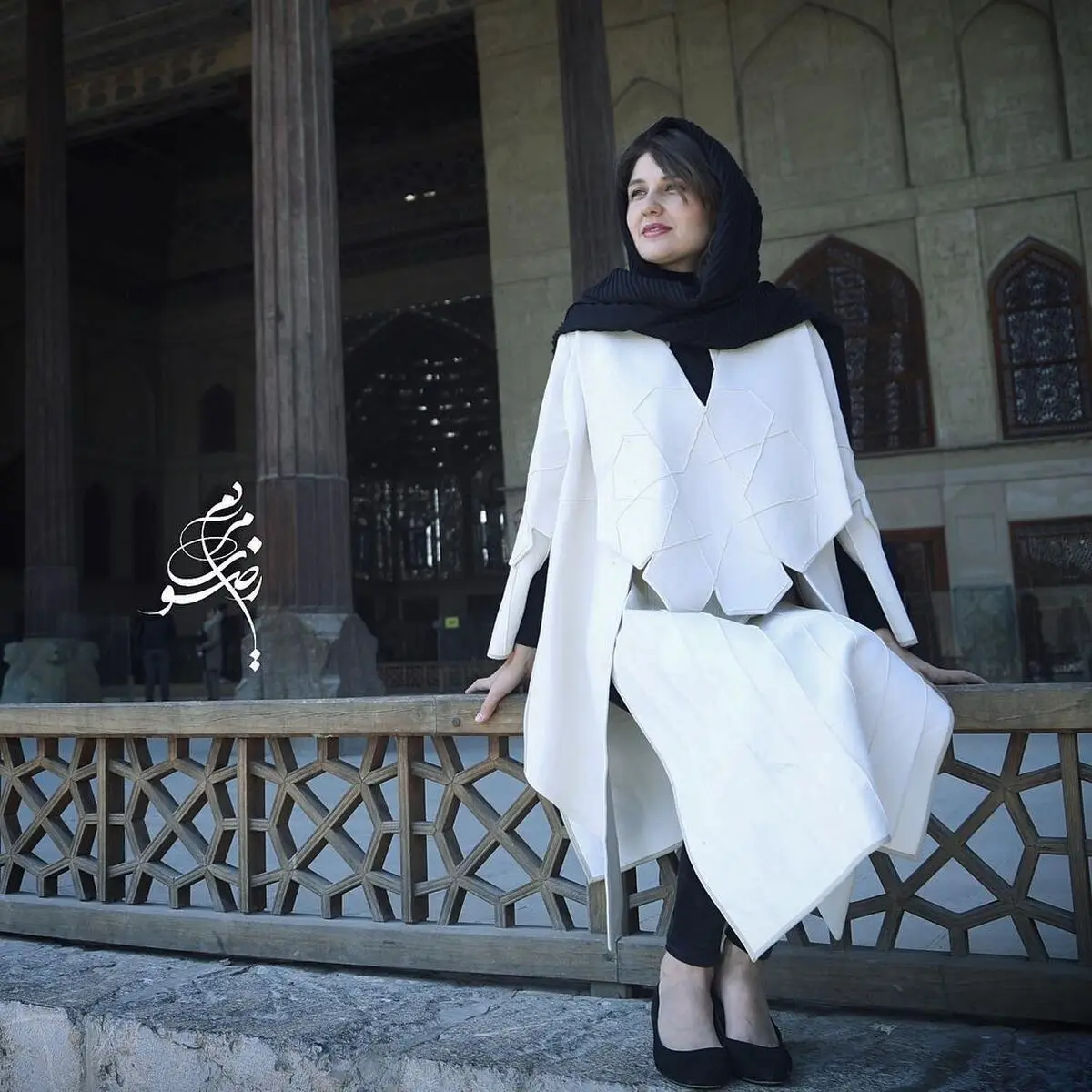 گلوریا هاردی و هنری پوشی