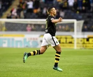 خبری عجیب در رابطه با قرارداد نبیل باهویی با پرسپولیس!