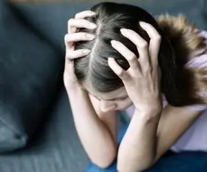 علت نازک شدن و ریزش مو چیست؟