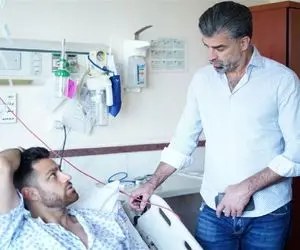 پور علی گنجی روی تخت بیمارستان!