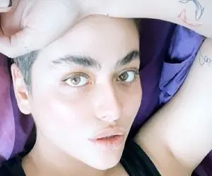 ریحانه پارسا کیست؟