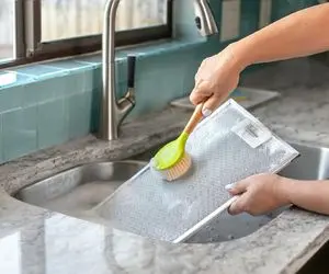 خونه تکونی عید؛ صفر تا صد تمیز کردن فیلتر هود همه چربی ها رو سه سوته محو کن