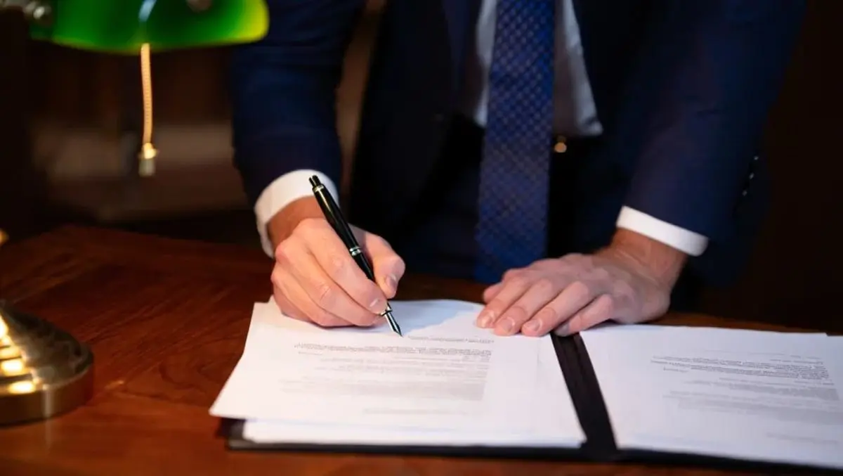 مجرب_ترین وکیل شیراز کیست؟ - تصویر 1