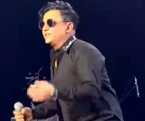 آواز پر طمطراق؛ اجرای بدون میکروفون ابراهیم زاده که برا تنظیم صداش کش و قوس میده کمرش