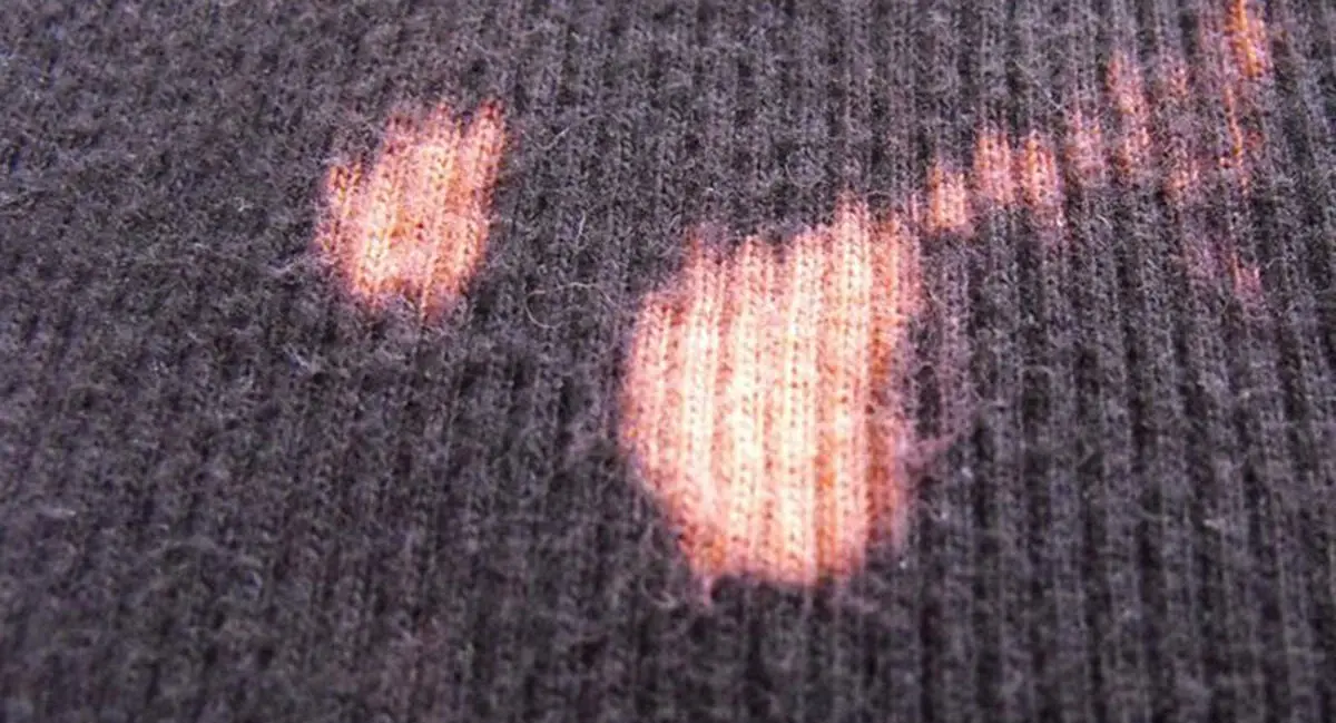 remove-bleach-stains-03